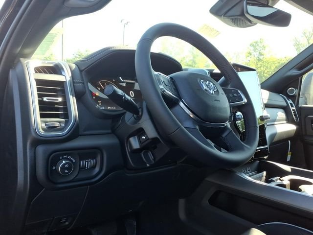 New 2026 Diamond Black Crystal Pearl-Coat Exterior Paint RAM Laramie image 14