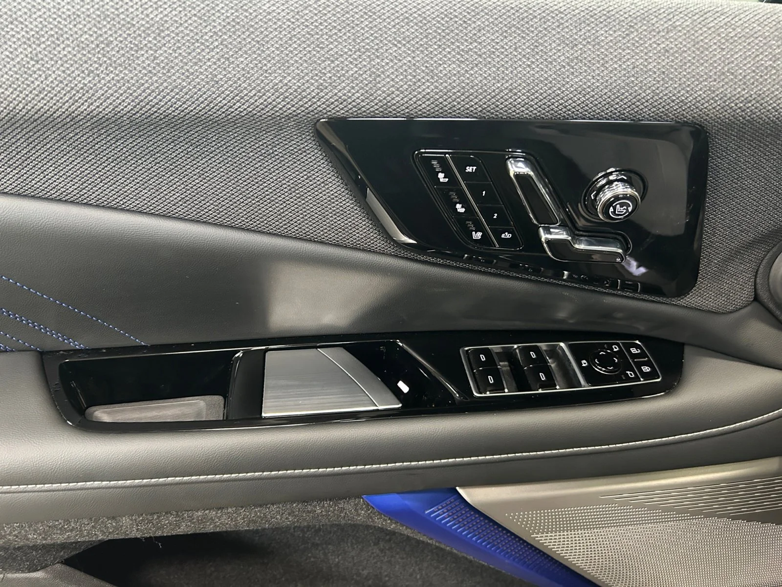 New 2026 Black Raven Cadillac OPTIQ-V image 16