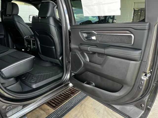 2026 RAM 1500 Laramie - Photo 19