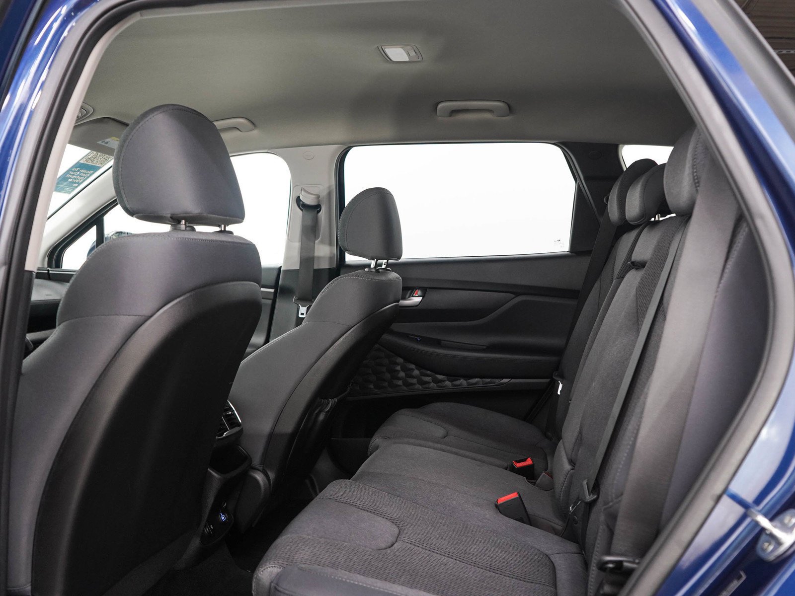 2020 Hyundai Santa Fe SE - Photo 15