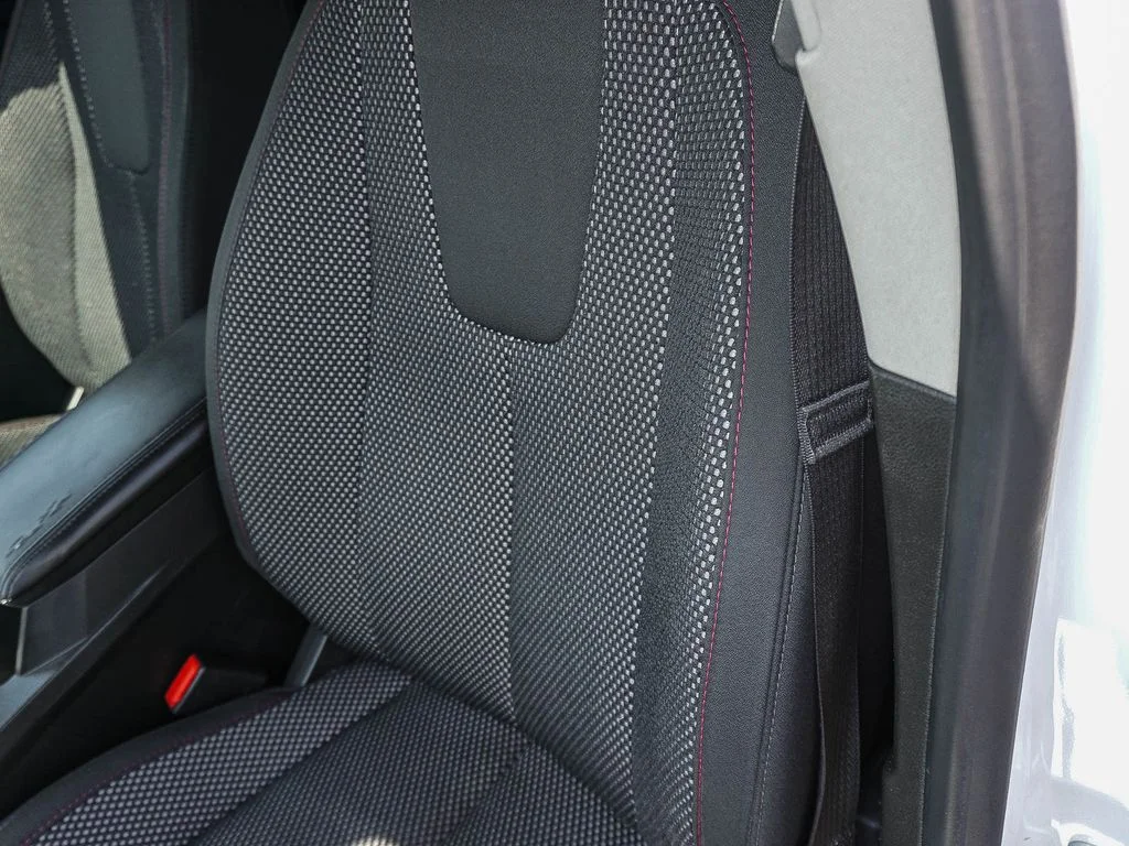 Used 2017 White Chevrolet LT image 20