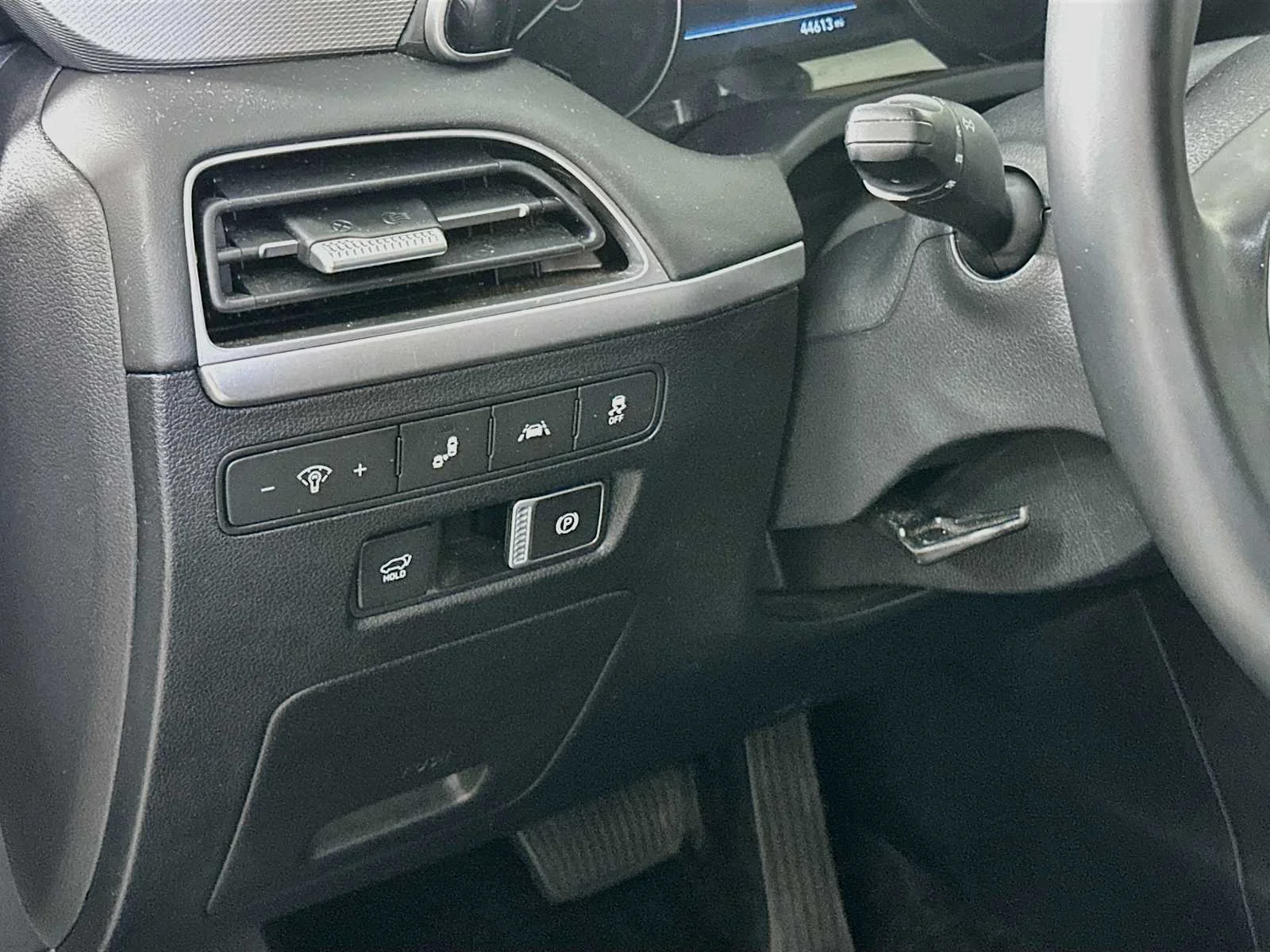 Used 2022 Typhoon Silver Hyundai SEL image 8