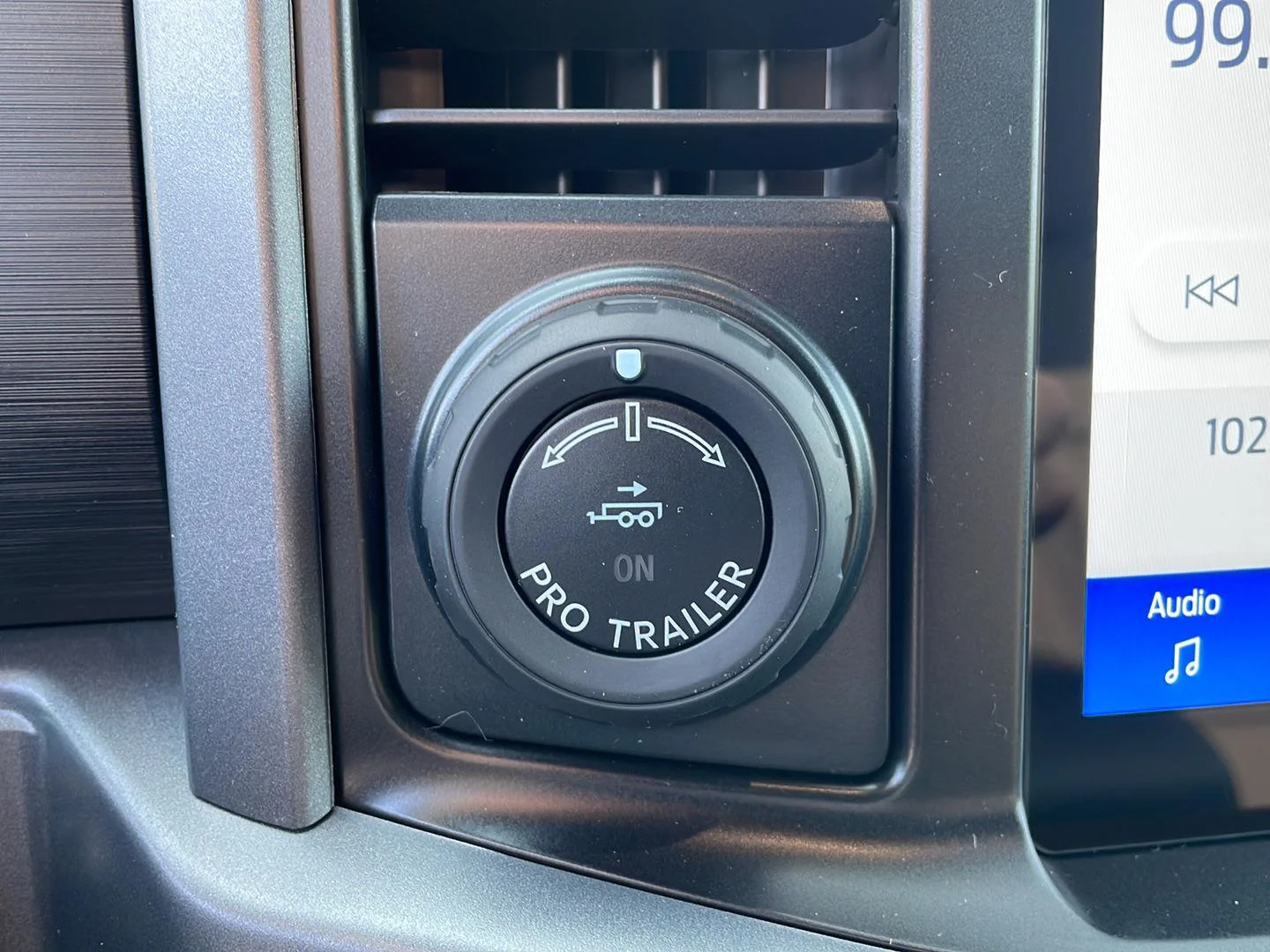 New 2026 Avalanche Ford XLT image 21