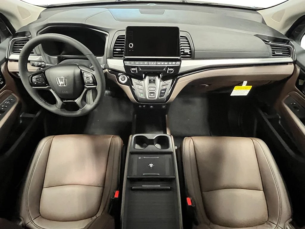 New 2026 Platinum White Pearl Honda Touring image 26
