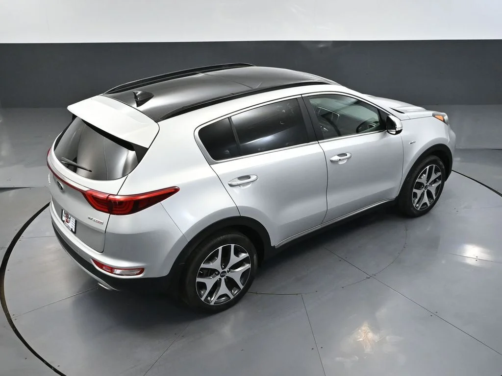Used 2019 Silver Kia SX image 57