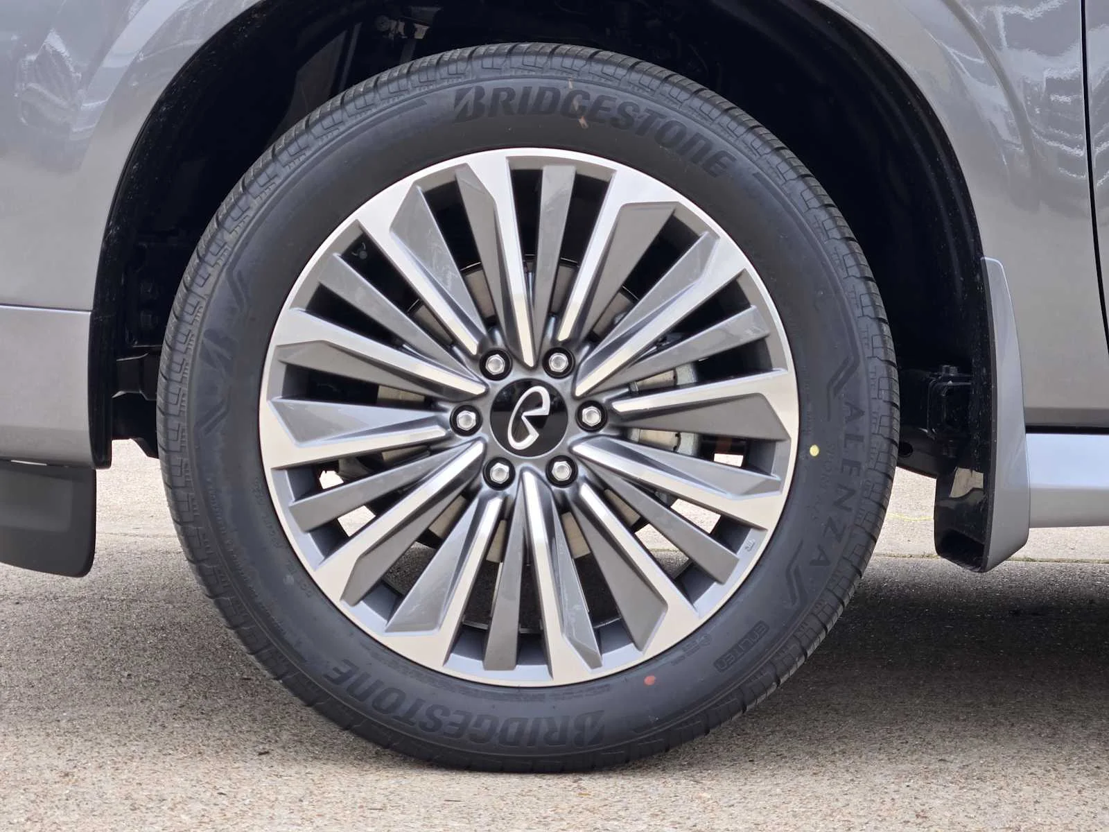 New 2026 DYNAMIC METAL INFINITI Luxe 2WD image 7