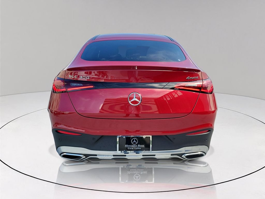 New 2027 MANUFAKTUR Patagonia Red Metallic Mercedes-Benz GLC 300 image 5