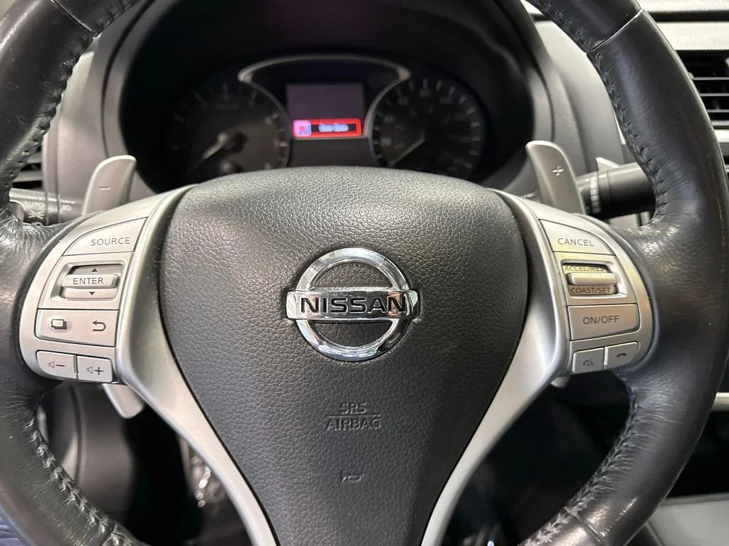 Used 2016 Gray Nissan 2.5 SR image 18