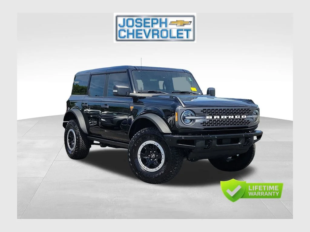 2025 Ford Bronco Badlands 4x4's photo