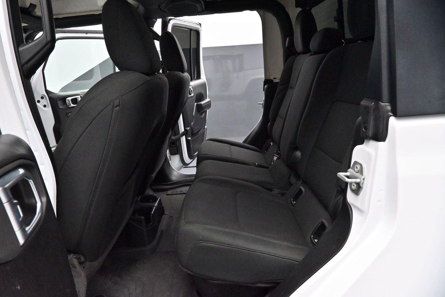 Used 2022 White Jeep Willys image 24