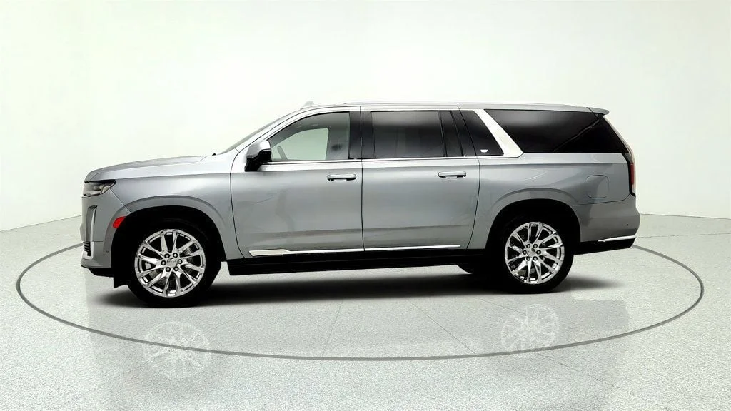 Used 2023 Argent Silver Metallic Cadillac 4WD 4dr Premium Luxury Platinum w/ Radiant Pkg & Super Cruise image 8