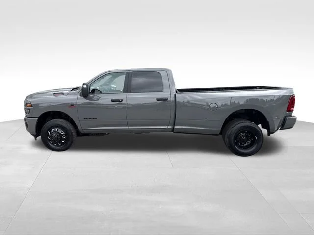 New 2026 Ceramic Gray Clear-Coat Exterior Paint RAM Big Horn image 4