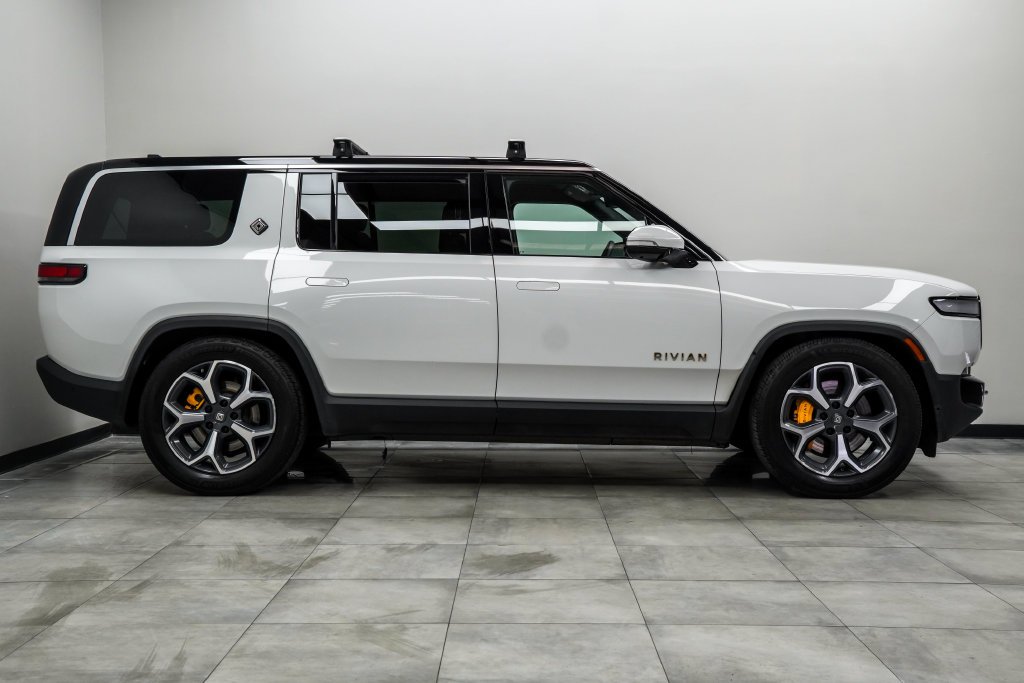 Used 2023 White Rivian Adventure Quad Motor Large Pack image 11