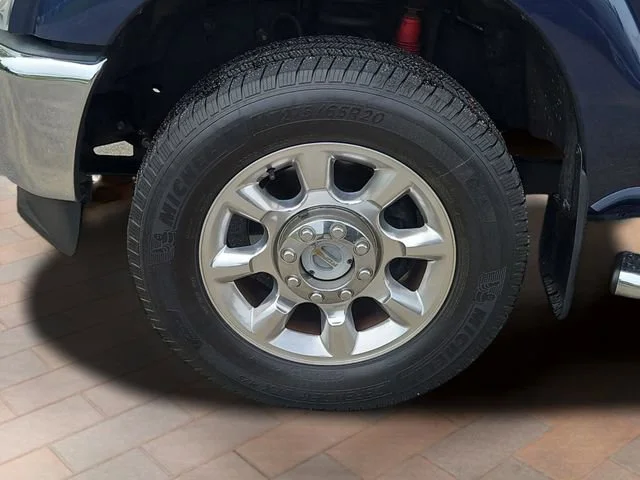 Used 2015 Blue Ford Lariat image 26