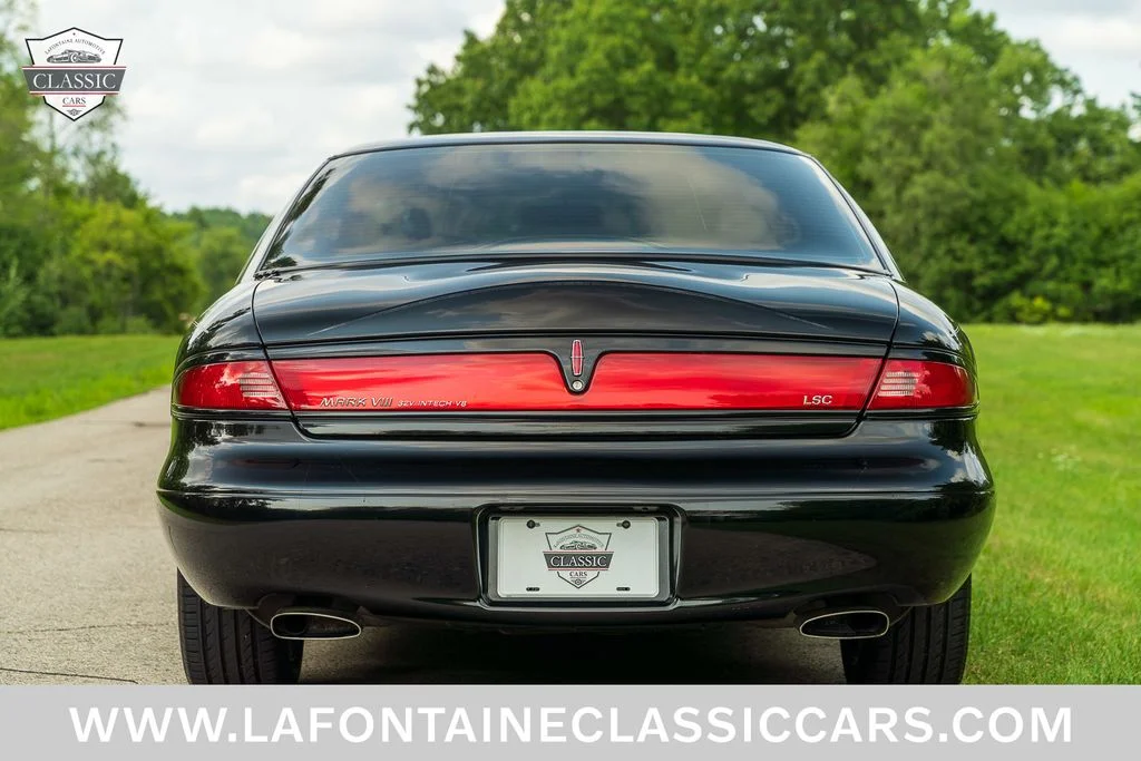 Used 1997  Lincoln LSC image 27