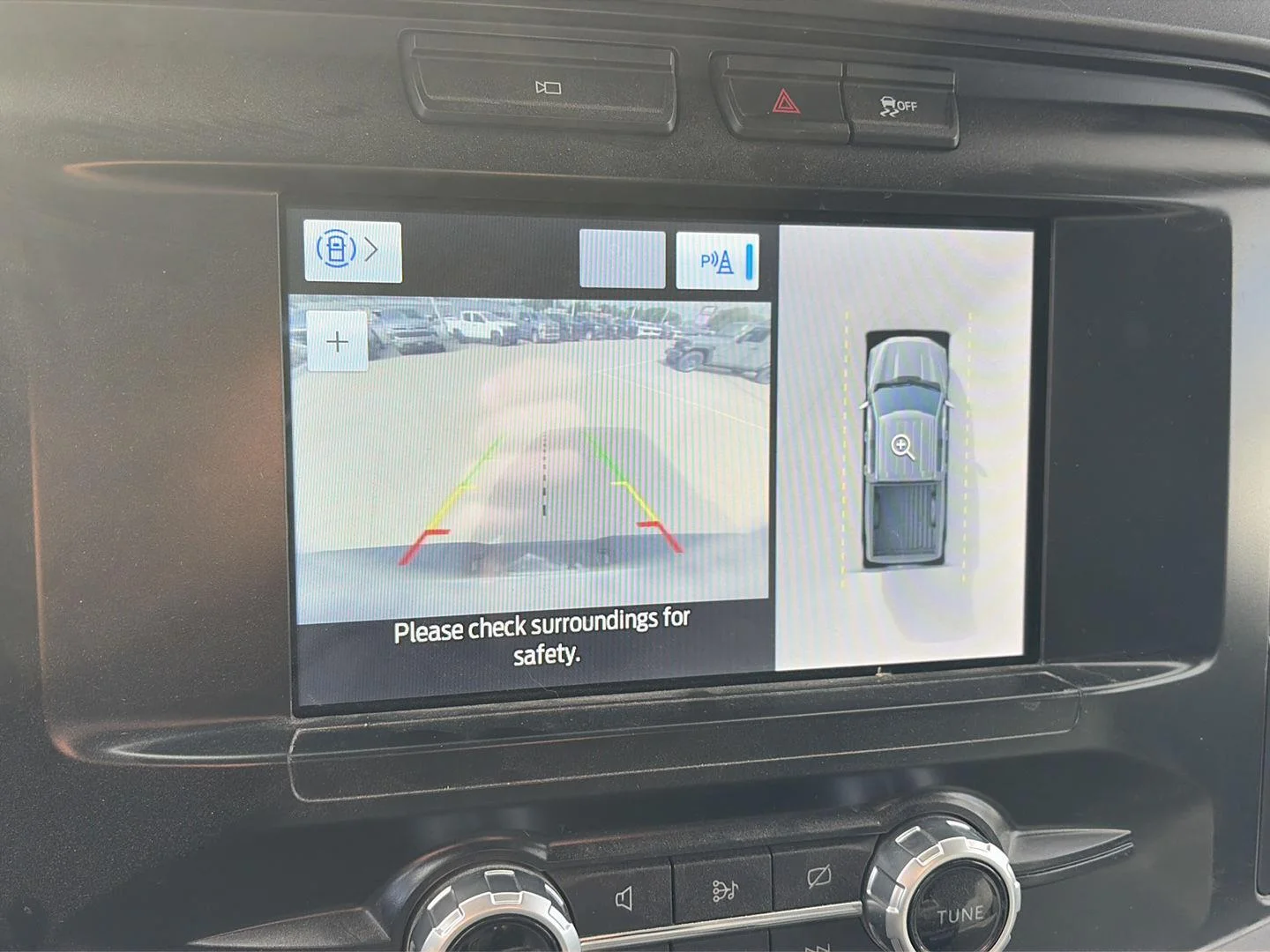 Used 2022 White Ford XL image 18