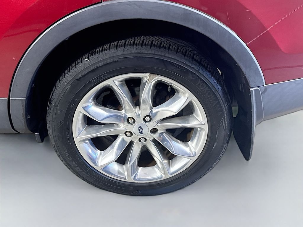 Used 2013 Ruby Red Metallic Tinted Clearcoat Ford XLT image 32