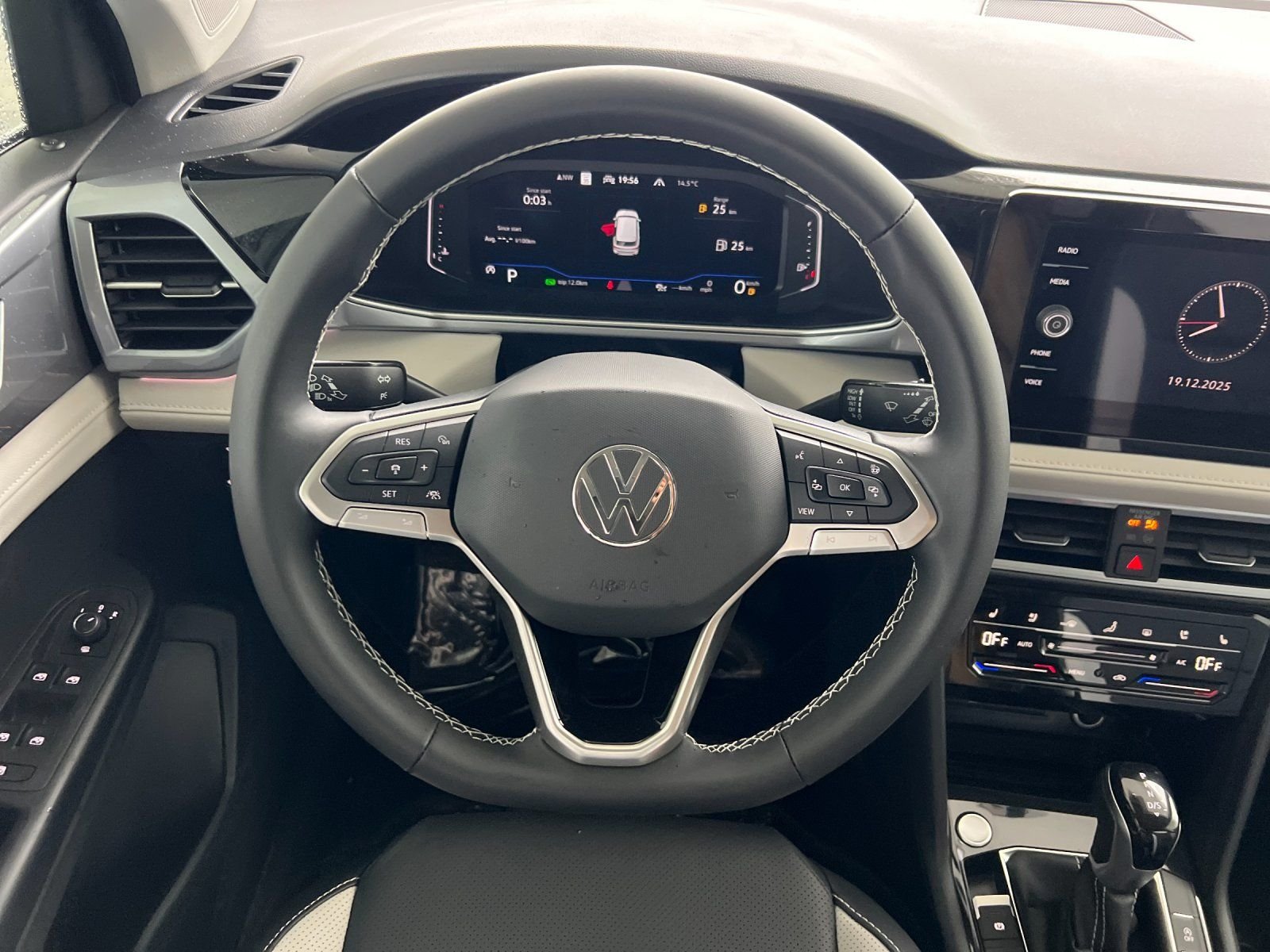 2026 Volkswagen Taos SEL - Photo 13