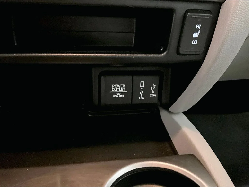 Used 2018 Blue Honda EX-L image 16