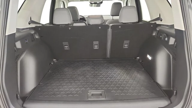 New 2025 Carbonized Gray Metallic Ford Badlands® image 45
