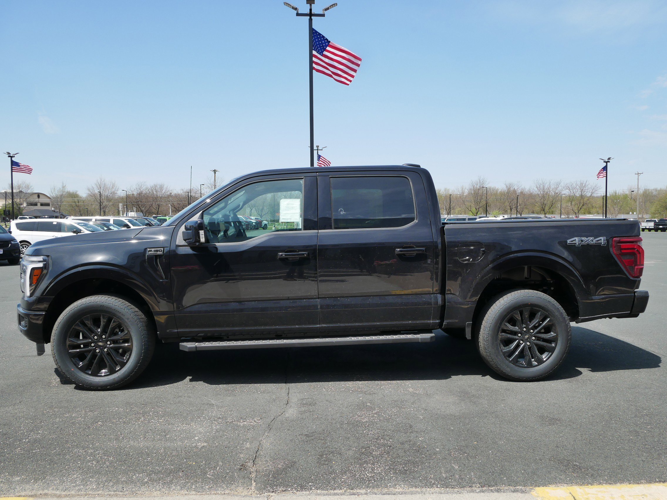 View vehicle photo 5