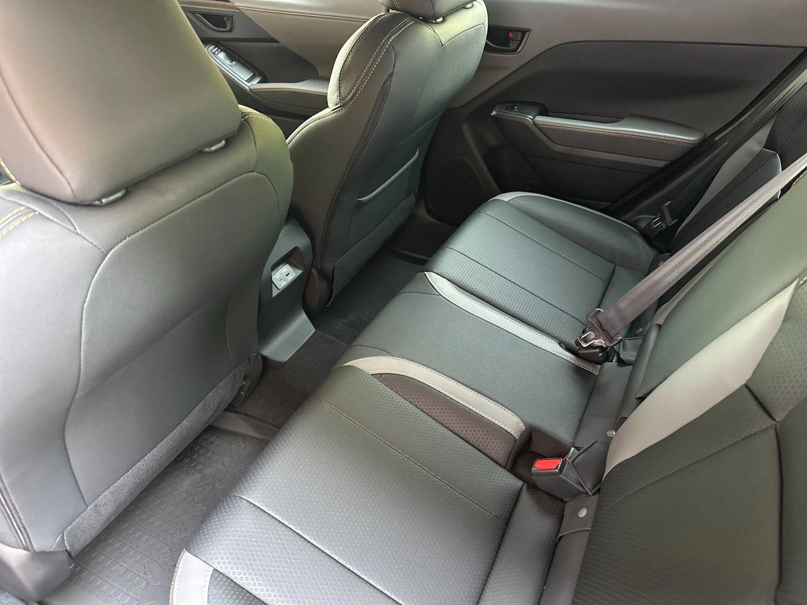 New 2026 LITHIUM RED PEARL Subaru Wilderness image 12