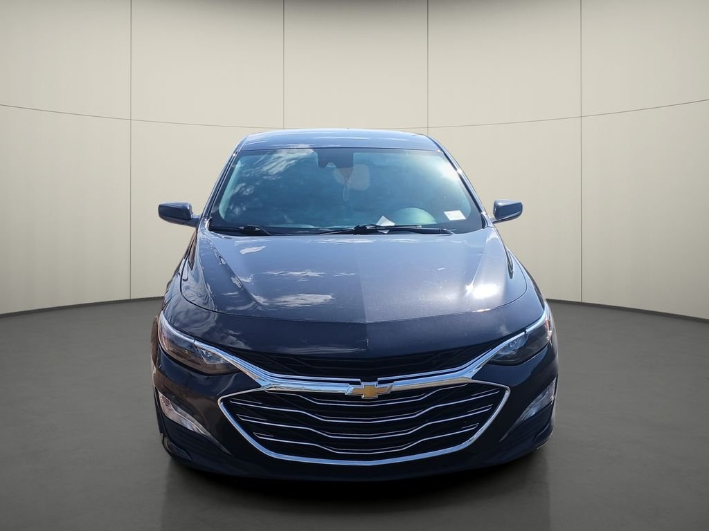 Used 2023 Gray Chevrolet LT image 2