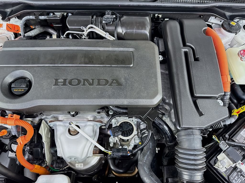 Certified Used 2026 Platinum Honda Sport image 40