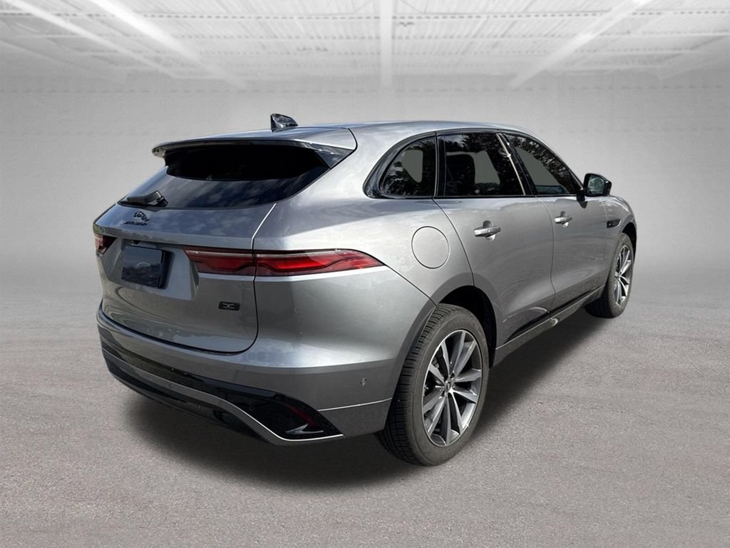 2026 Jaguar F-Pace R-Dynamic S - Photo 7