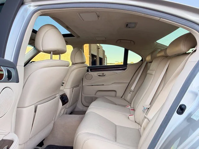 Used 2016 Beige Lexus 460 image 14