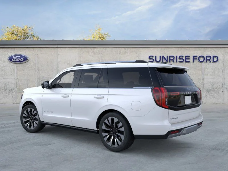 New 2026 Star White Metallic Tri-Coat Ford Platinum® image 4