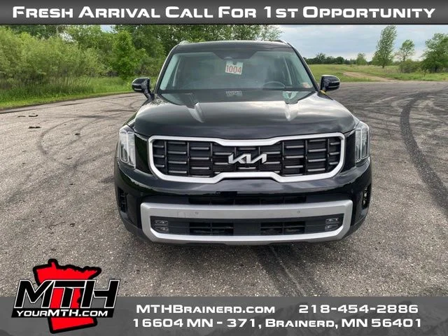 Used 2023 Black Kia SX X-Line image 3