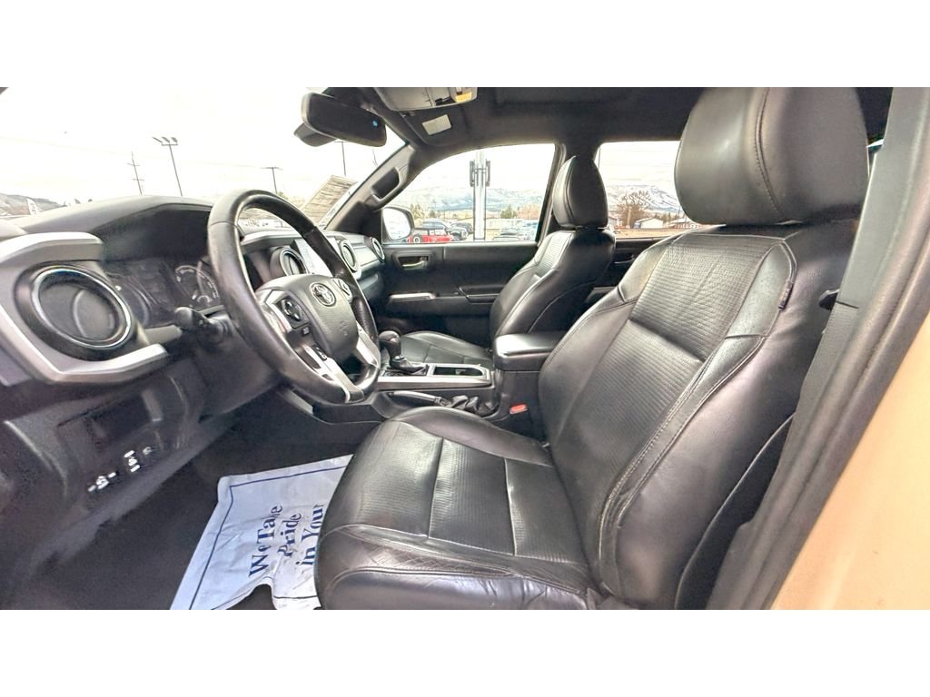 Used 2018 Quicksand Toyota Limited image 18