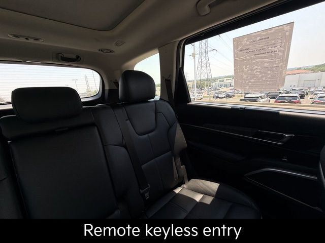 Certified Used 2023  Kia SX image 16