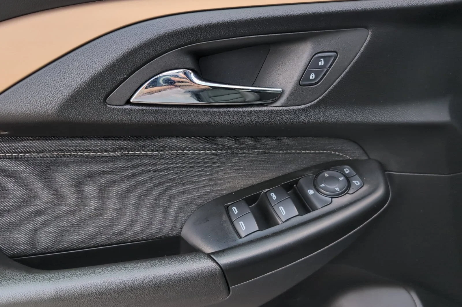 Used 2023 STERLING GRAY METALLIC Chevrolet ACTIV image 12