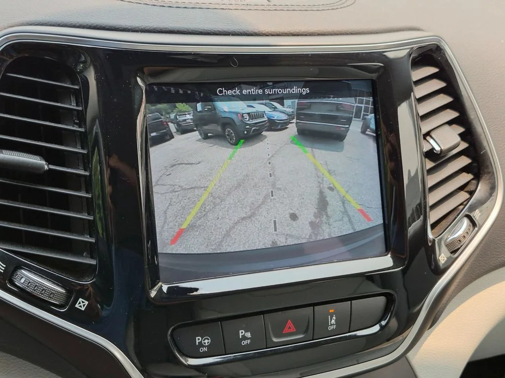 Used 2021 Gray Jeep Limited image 19