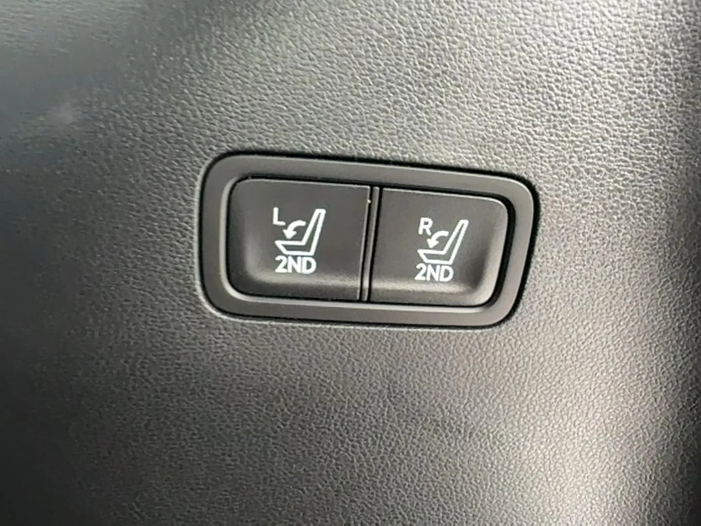 Used 2026 Atlantis Blue Hyundai SEL image 33