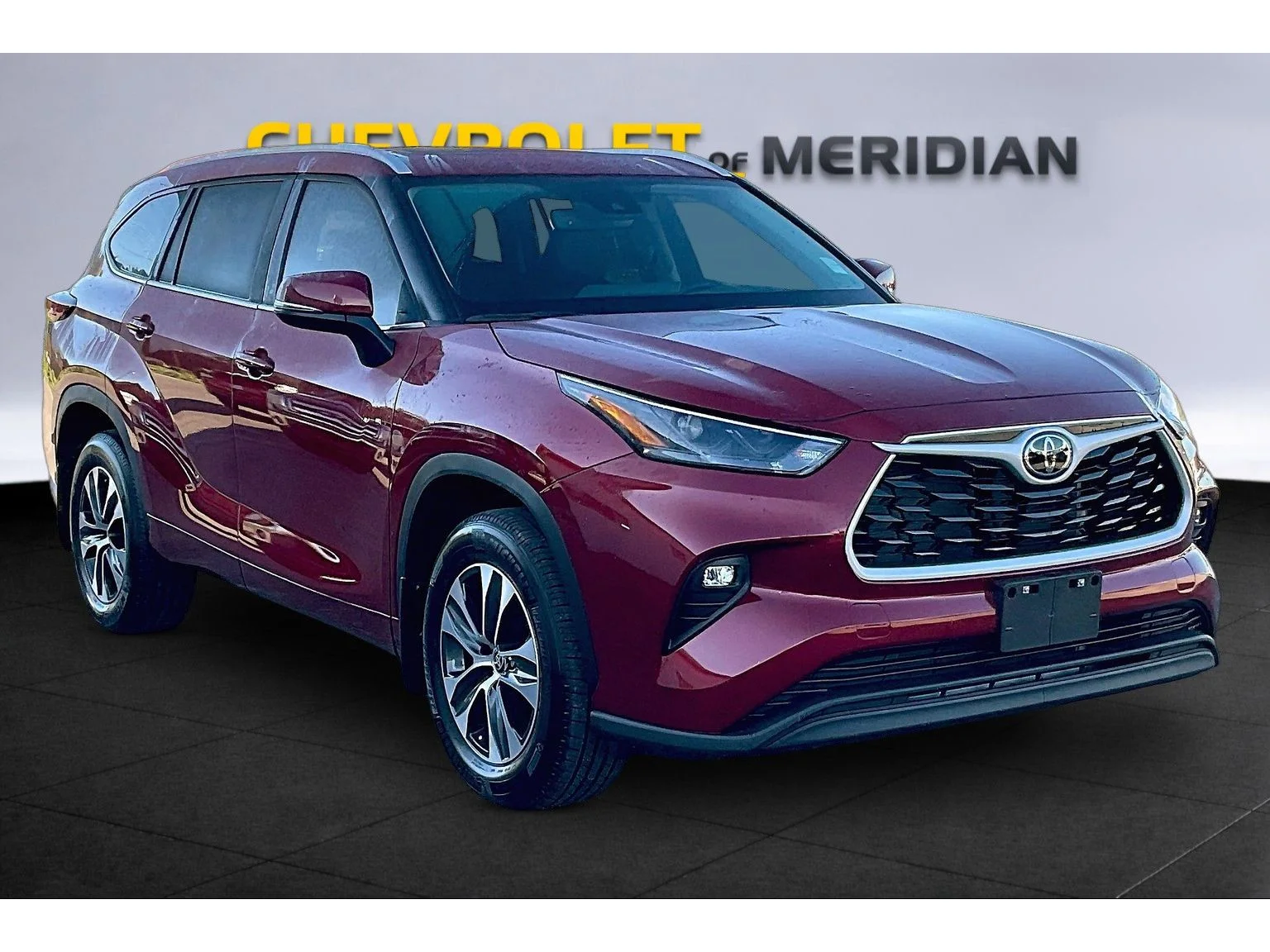 Used 2026 Red Toyota XLE image 1