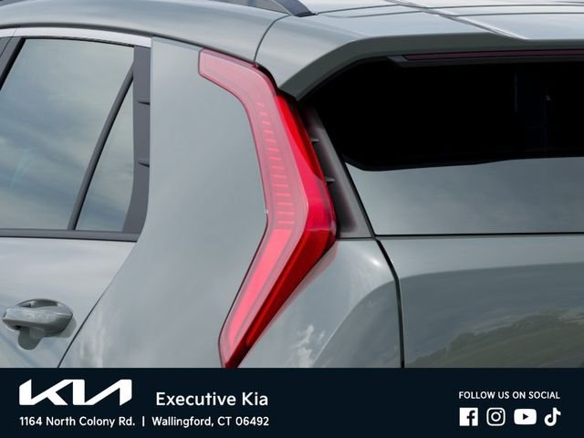 New 2026 Green Kia Wind image 11