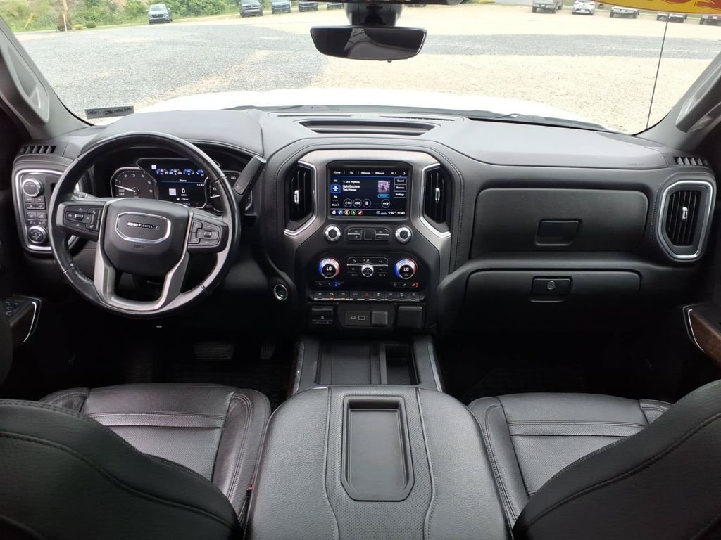 Used 2020 White GMC Denali image 25
