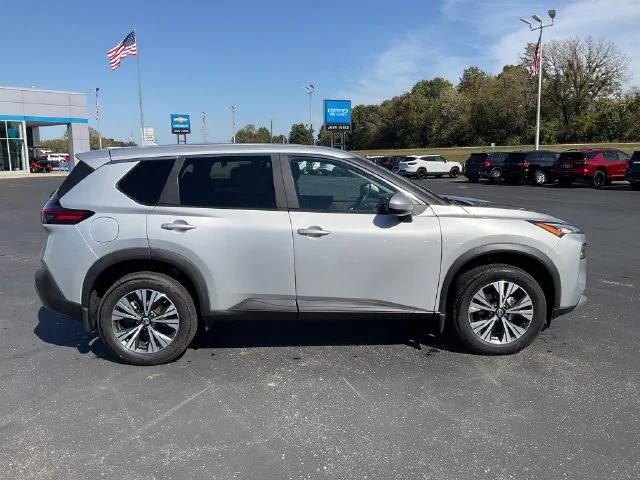 Used 2023 Silver Nissan SV image 4