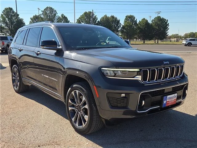 Used 2022 Baltic Gray Metallic Clearcoat Jeep Overland 4x2 image 5