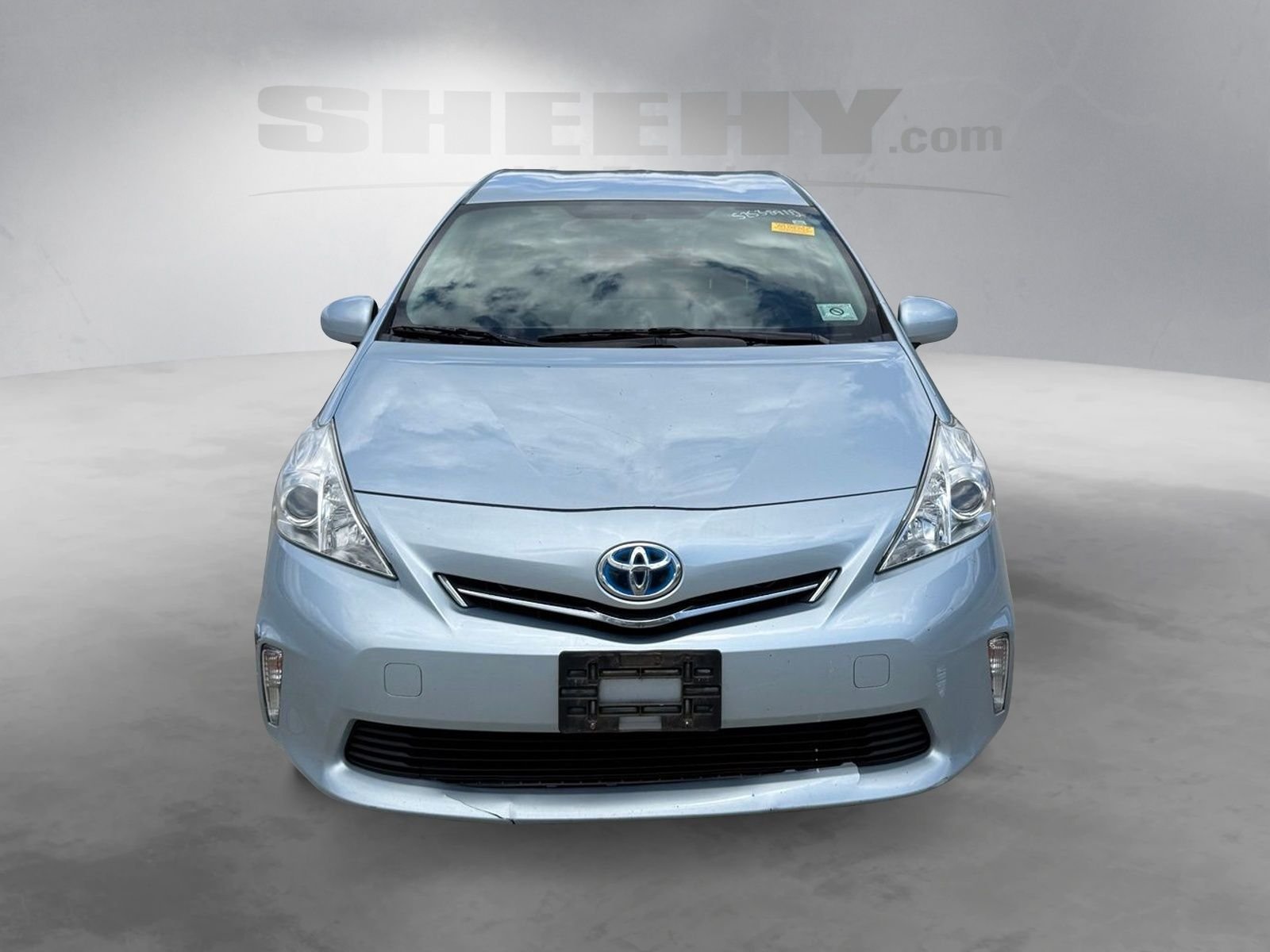 Used 2012 Blue Toyota Three image 15