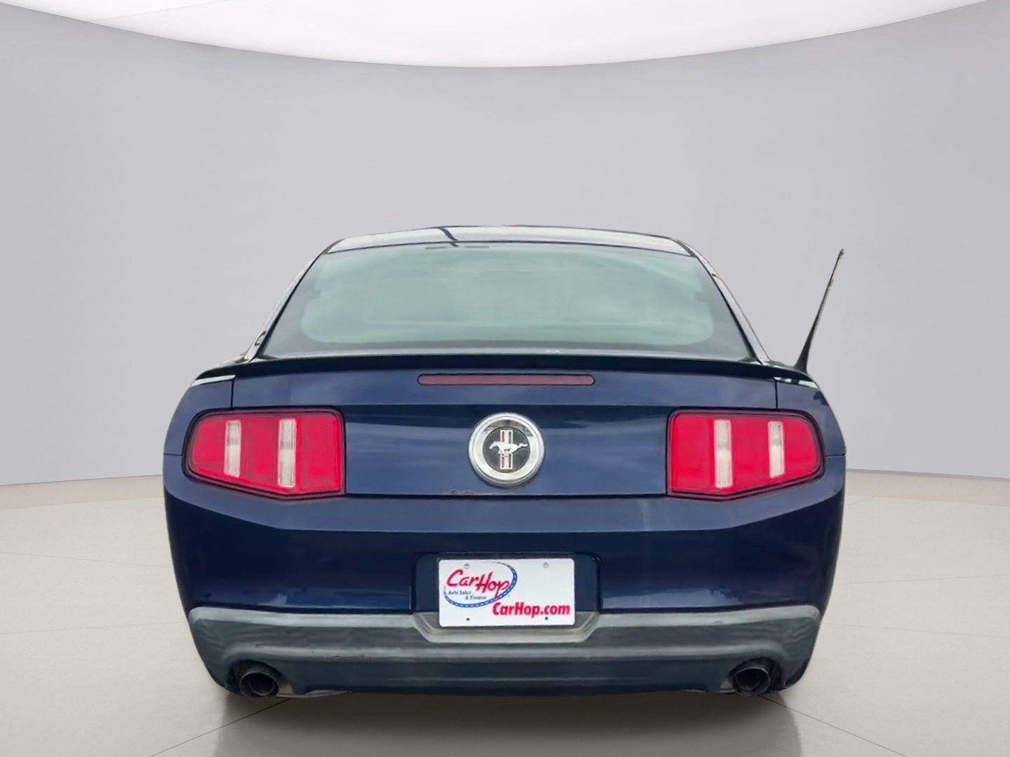 Used 2011 Blue Ford V6 COUPE image 4