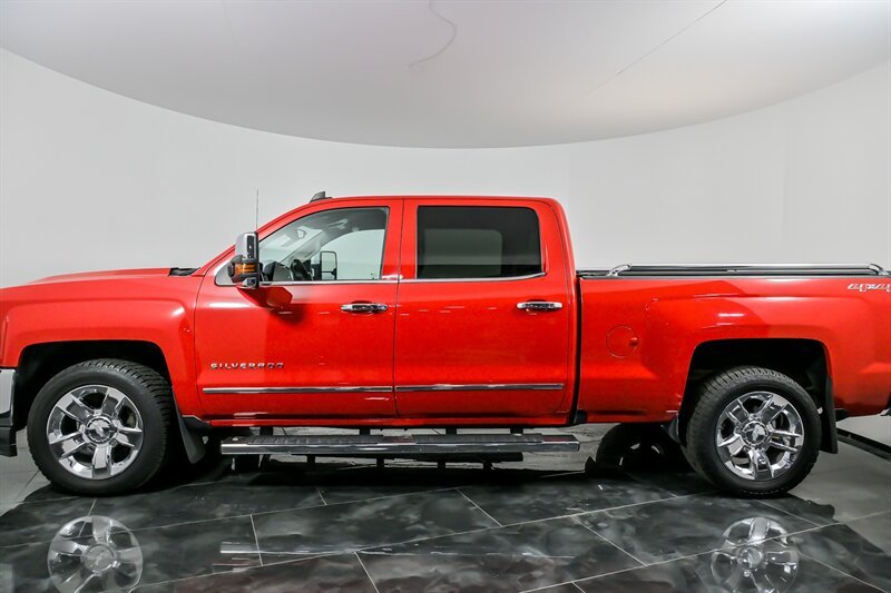 2017 Chevrolet Silverado 1500 LTZ - Photo 7