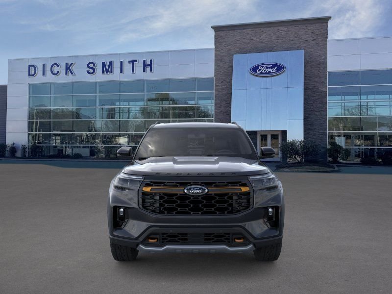New 2026 Agate Black Metallic Ford Tremor® image 6