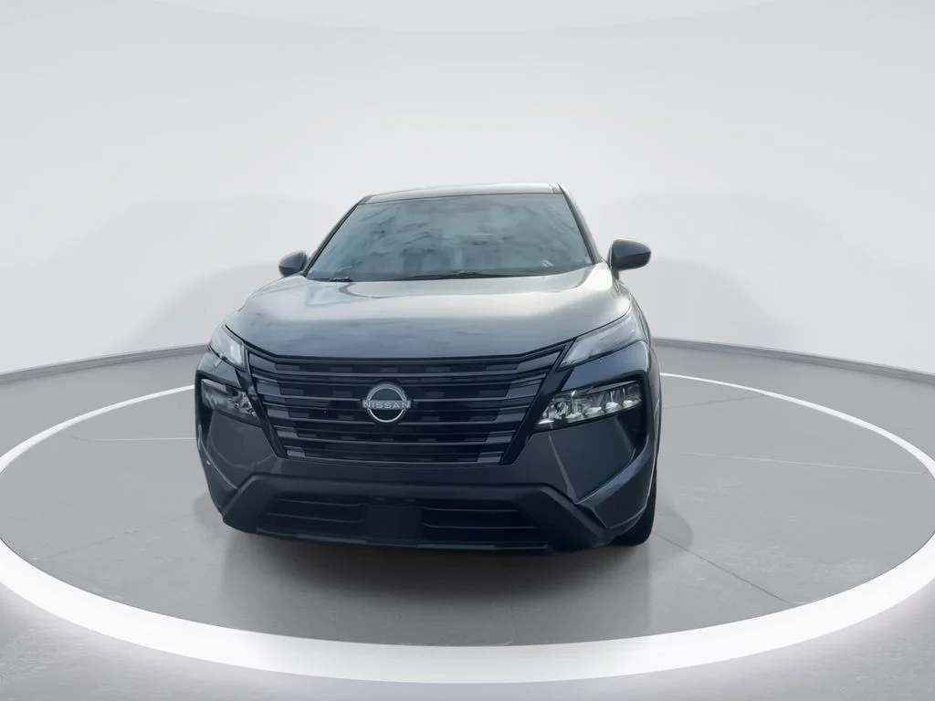 Used 2026 Gray Nissan SV image 3