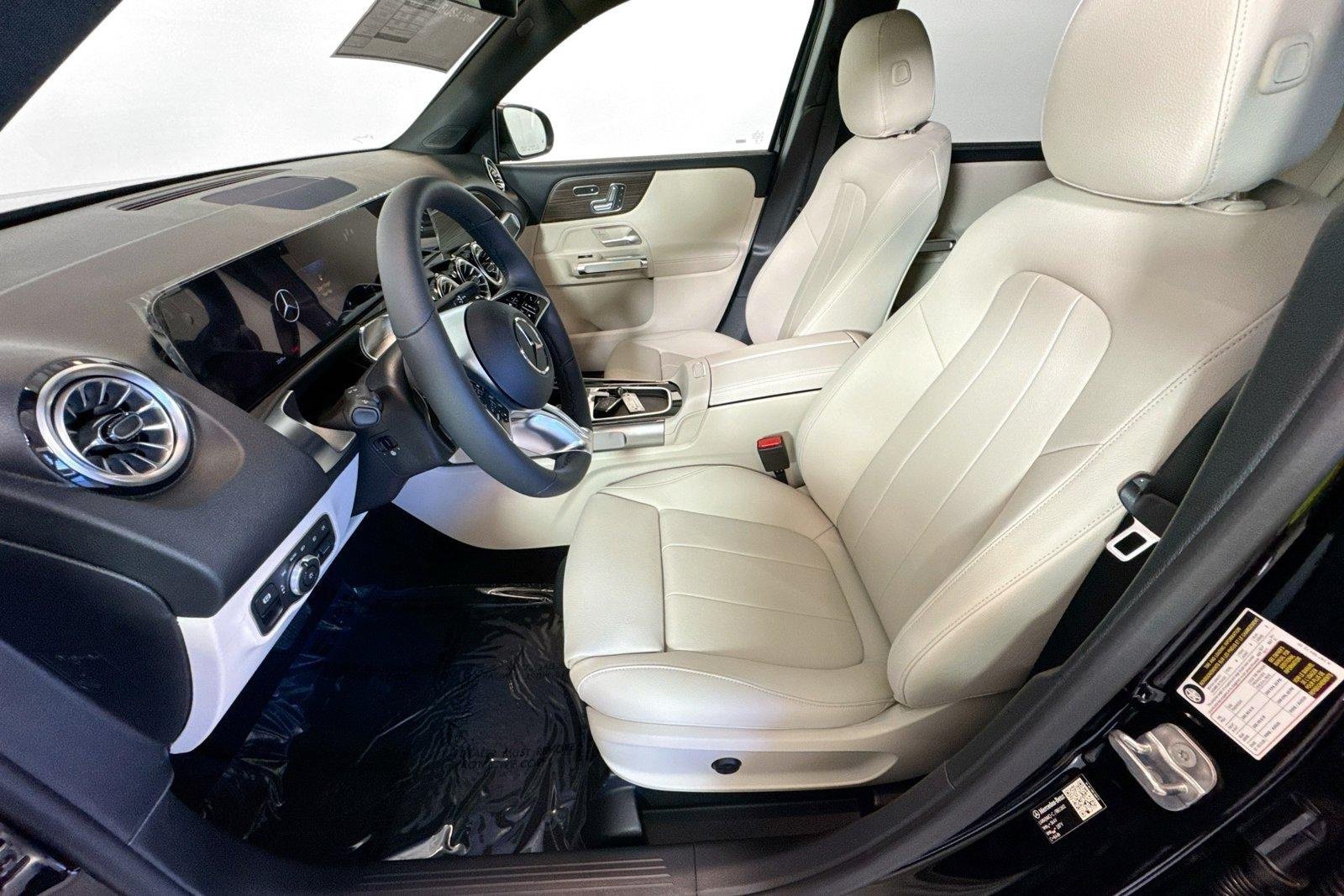 New 2026 Night Black Mercedes-Benz GLB 250 image 18