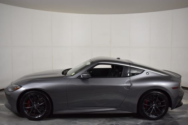 Used 2024 Gray Nissan Performance image 22