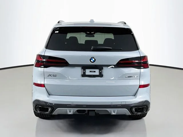 New 2026 Gray BMW xDrive40i image 6